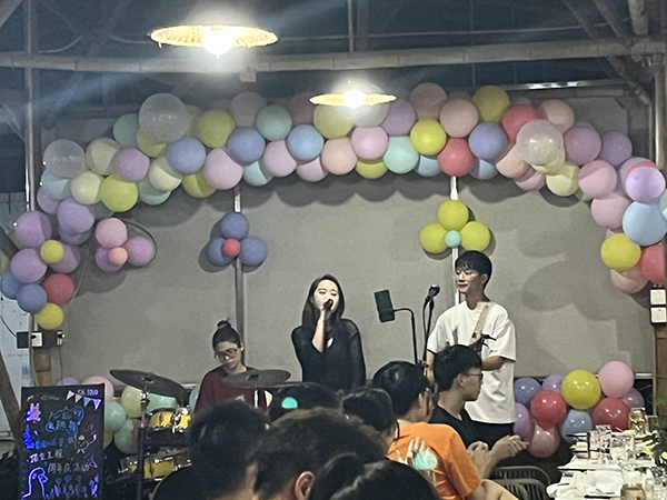 “蔡依莎”-多才多艺乐动体育（中国）官方网站,LEDONGSPORTS
人.jpg